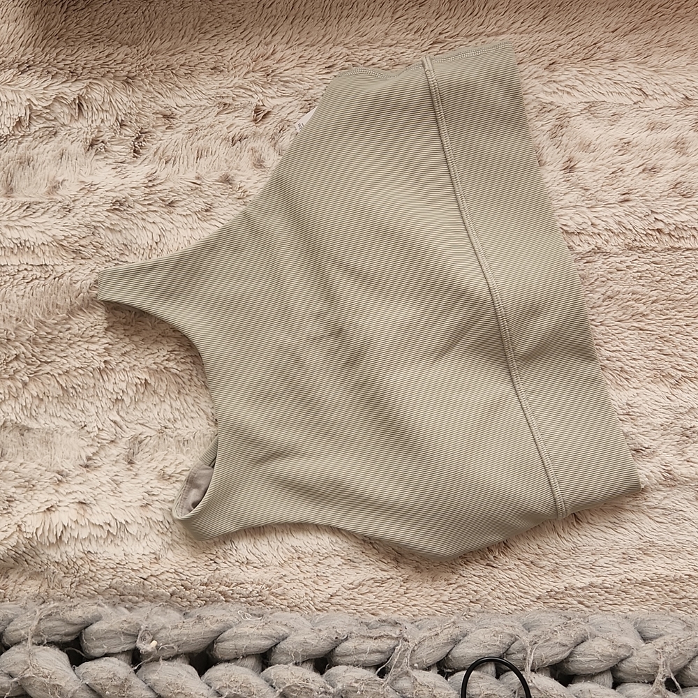 Lululemon Energy High Neck Longline Tough Bra